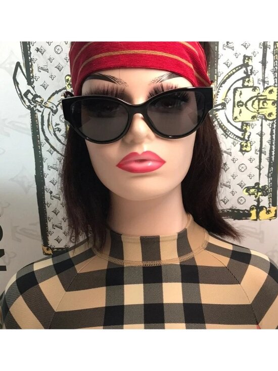 New Versace™ VE4368 Sunglasses – Luxury Italian Design main image 4